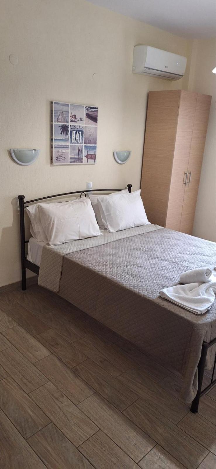 P.A.G Apartments Nea Roda Habitación foto